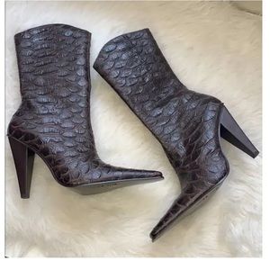 Dolce vita never worn.